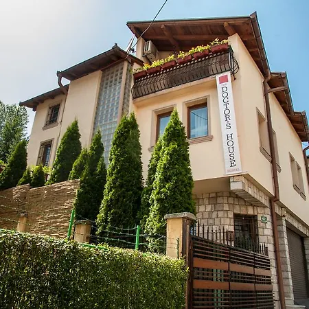 The Doctor's House Hostel *